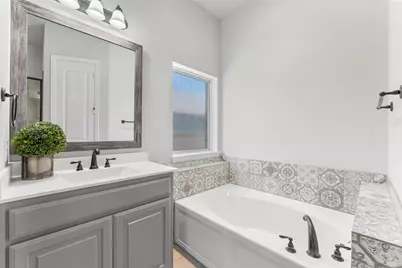 7581 Sevie Lane, Grand Prairie, TX 75054 - Photo 22