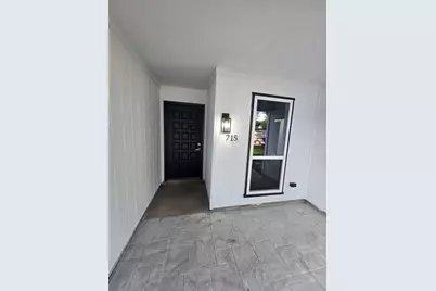 715 N Deerfield Circle, Arlington, TX 76015 - Photo 2