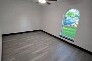 715 N Deerfield Circle, Arlington, TX 76015 - Photo 30