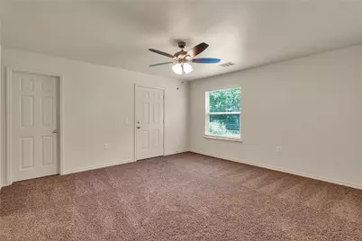 636 Crockett Drive, Cleburne, TX 76031 - Photo 18