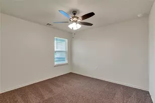 636 Crockett Dr, Cleburne, TX 76031 - Photo 12