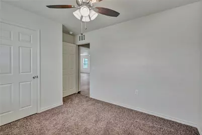 624 Crockett Drive, Cleburne, TX 76033 - Photo 20