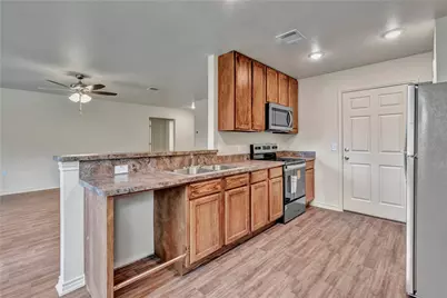 624 Crockett Drive, Cleburne, TX 76033 - Photo 12