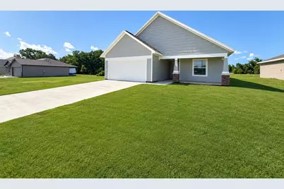 624 Crockett Drive, Cleburne, TX 76033 - Photo 1