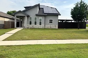 600 Atlanta St, Fort Worth, TX 76104 - Photo 1