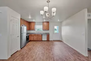 617 Crockett Dr, Cleburne, TX 76033 - Photo 14