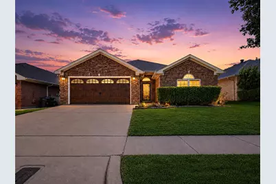 4820 Eagle Trace Drive, Fort Worth, TX 76244 - Photo 2