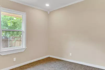 1315 E Arlington Avenue, Fort Worth, TX 76104 - Photo 30