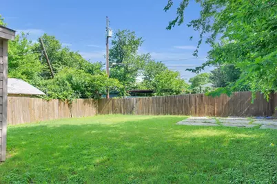 1315 E Arlington Avenue, Fort Worth, TX 76104 - Photo 8