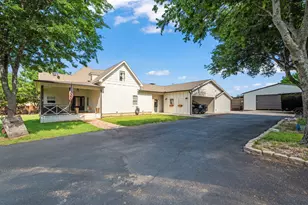 518 E College St, Gunter, TX 75058 - Photo 4