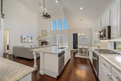 4000 Silk Vine Court, Fort Worth, TX 76262 - Photo 4