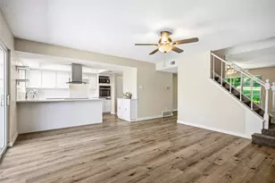 286 Westview Terrace, Arlington, TX 76013 - Photo 8