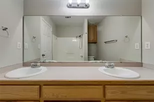 609 Houston St, Pottsboro, TX 75076 - Photo 14