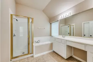 2308 Bear Run Rd, Arlington, TX 76001 - Photo 18