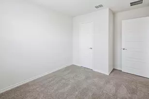 7070 Bison Creek Ln, Garland, TX 75043 - Photo 26