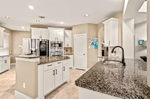 8255 Lindsay Gardens, The Colony, TX 75056 - Photo 12