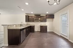 2936 Pima Ln, Fort Worth, TX 76119 - Photo 2