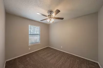 912 Red Oak Street, Azle, TX 76020 - Photo 12