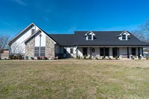 733 Ridgeview Dr, Sherman, TX 75090 - Photo 2
