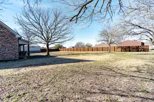 733 Ridgeview Dr, Sherman, TX 75090 - Photo 8