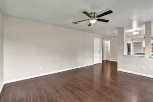 326 Baldwin St, Grand Prairie, TX 75052 - Photo 16