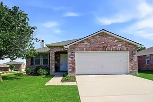 1701 Creek Bend Ln, Little Elm, TX 75068 - Photo 1