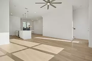 13351 Goodland St, Farmers Branch, TX 75234 - Photo 8