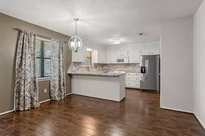 2111 Skylark Drive, Waco, TX 76712 - Photo 12