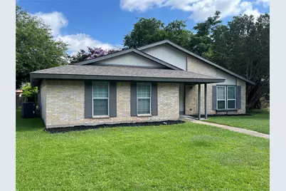 10 Merrie Circle, Richardson, TX 75081 - Photo 2