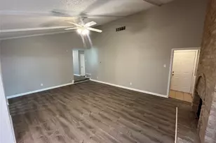 10 Merrie Cir, Richardson, TX 75081 - Photo 6