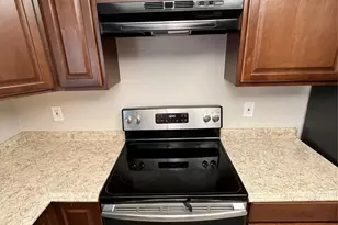 10 Merrie Cir, Richardson, TX 75081 - Photo 8