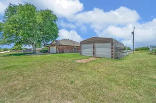 137 Noelle Rd, Whitney, TX 76692 - Photo 28
