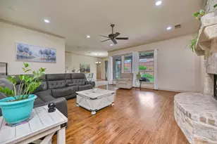 9144 Parson Dr, Lantana, TX 76226 - Photo 6