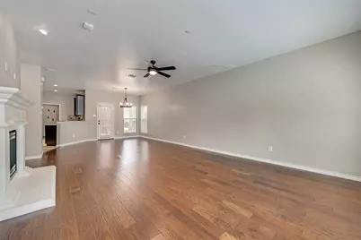 4281 Comanche Drive, Carrollton, TX 75010 - Photo 4