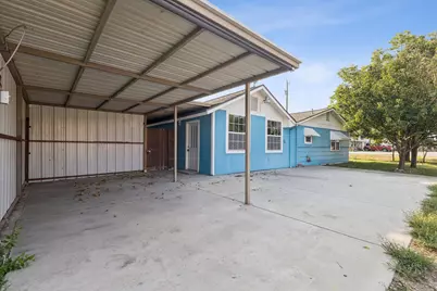 303 E 5th Street, Justin, TX 76247 - Photo 10