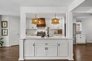 9927 Edgecove Dr, Dallas, TX 75238 - Photo 10