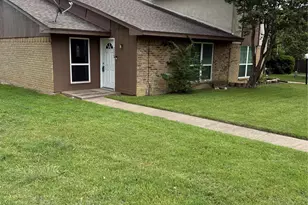 1402 S Carrier Pkwy, Grand Prairie, TX 75051 - Photo 2