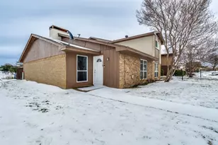 1402 S Carrier Pkwy, Grand Prairie, TX 75051 - Photo 24