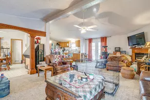 127 Lelon Ln, Springtown, TX 76082 - Photo 10