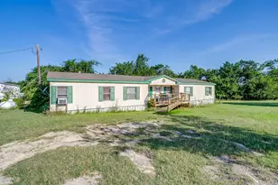 127 Lelon Ln, Springtown, TX 76082 - Photo 8