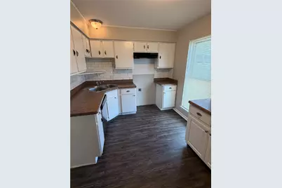 415 Stonehenge Drive, Arlington, TX 76014 - Photo 6