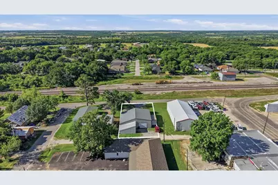 102 Front Street, Pottsboro, TX 75076 - Photo 10