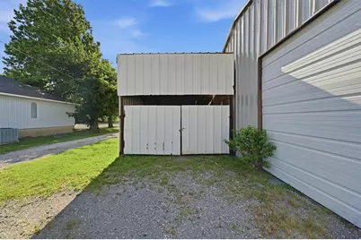 102 Front Street, Pottsboro, TX 75076 - Photo 32