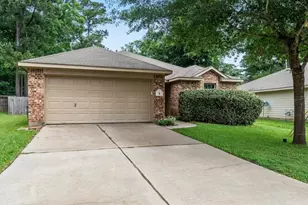 8 Shady Oak Ln, Conroe, TX 77304 - Photo 6