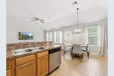8 Shady Oak Lane, Conroe, TX 77304 - Photo 18