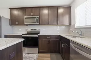 1013 Vernon Dr, Aubrey, TX 76227 - Photo 12