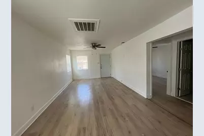 3711 Guaranty Street, Dallas, TX 75215 - Photo 2