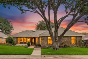 4015 Lawngate Dr, Dallas, TX 75287 - Photo 2