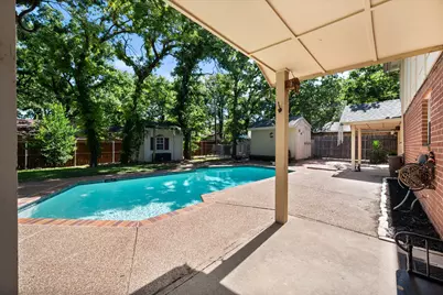 420 Misty Oaks Street, Azle, TX 76020 - Photo 4