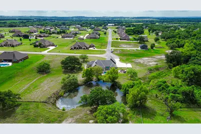 401 Spring Valley Road, Weatherford, TX 76087 - Photo 4